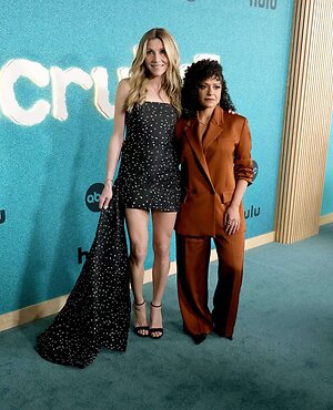 Sarah Chalke leaked photo #22