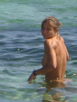 Sarah De Herdt leaked photo #219