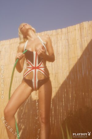 Sarah Domke leaked photo #47