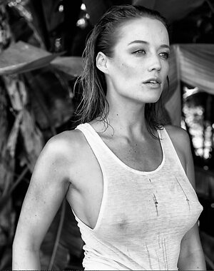 Sarah Dumont leaked photo #78