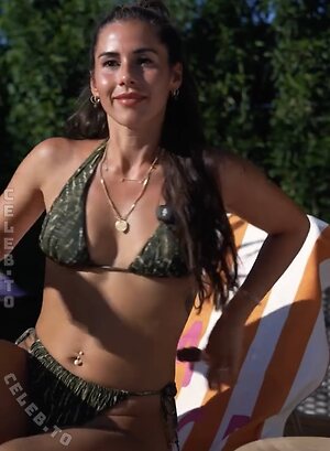 Sarah Engels photo