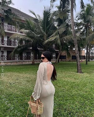 Sarah Foxx Nude Leaked Photo #3