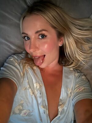 Sarah Gallons leaked photo #59