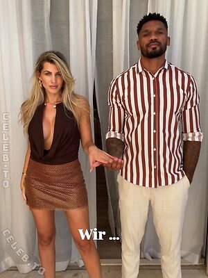 Sarah Harrison Nude Leaked Photo #11