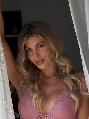 Sarah Harrison Nude Leaked Photo #53