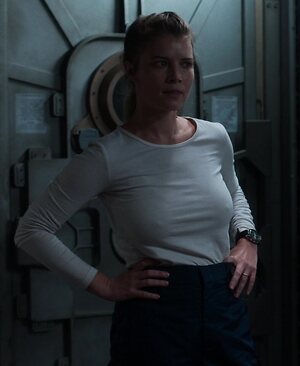Sarah Jones leaked photo #48