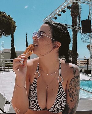 Sarah Katharina photo