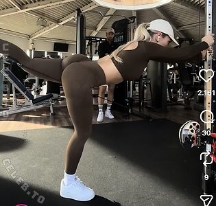 Sarah Liebich Nude Leaked Photo #6