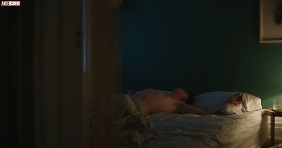 Sarah-maude Beauchesne leaked photo #32