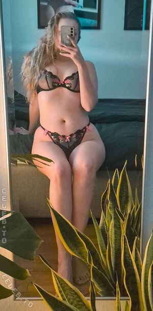 Sarah Milkowski avatar