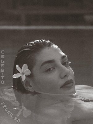 Sarah Posch Nude Leaked Photo #6