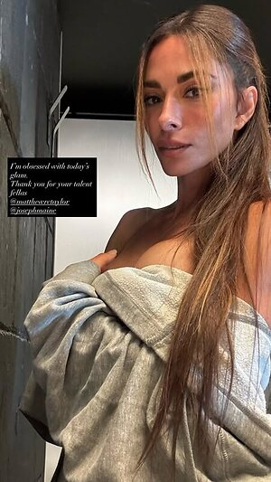Sarah Shahi leaked photo #58