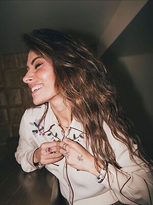 Sarah Shahi leaked photo #130