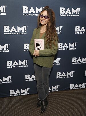 Sarah Shahi leaked photo #140