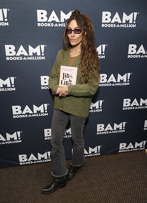 Sarah Shahi leaked photo #142