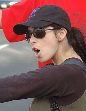 Sarah Silverman leaked photo #7