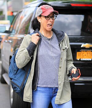 Sarah Silverman leaked photo #34