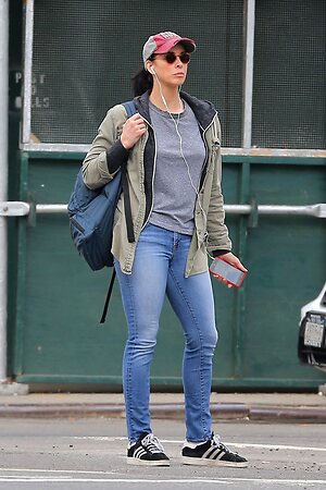 Sarah Silverman leaked photo #43