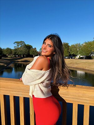 Sarah Ward leaked photo #4