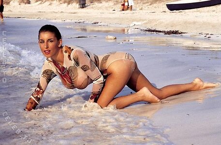 Sarah Young Nude Leaked Photo #72