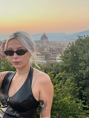 Sarahtoninx9_ photo
