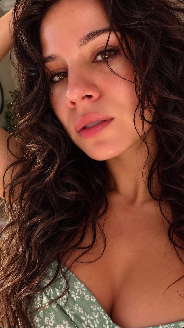 sarawhite_uk leaked photos