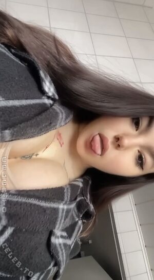 Sarii15.02 Nude Leaked Photo #3