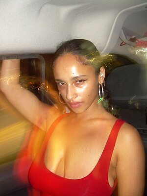 Sarina leaked photo #31