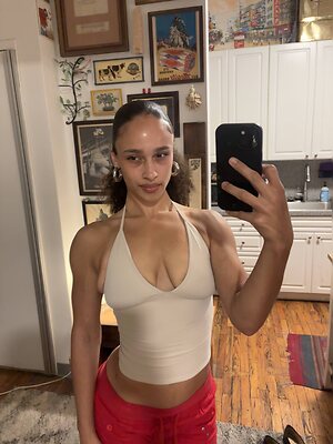 Sarina leaked photo #41