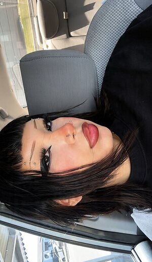 Sarynthia leaked photo #5