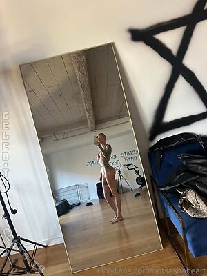 Sasha Beart Nude Leaked Photo #67