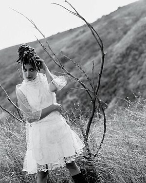 Sasha Lane Nude Leaked Photo #16