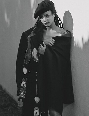Sasha Lane Nude Leaked Photo #25