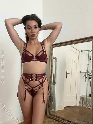 sashaliciousx Nude Leaked Photo #8