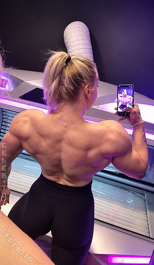 Saskia Haltermann leaked photo #41
