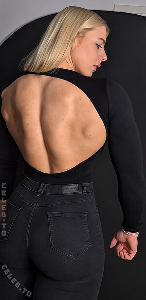 Saskia Haltermann leaked photo #48