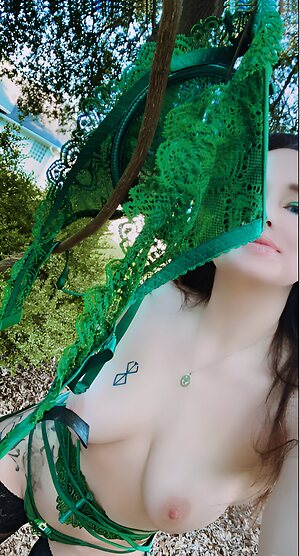 Savanah Roses leaked photo #25