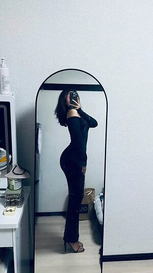 Saw Htar Hnin leaked photo #3