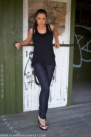 Scandinavian Feet Nude Leaked Photo #1943