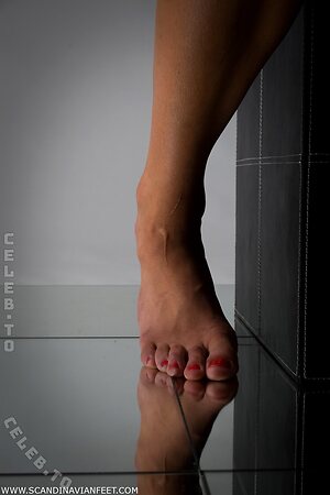 Scandinavian Feet Nude Leaked Photo #3135