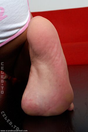 Scandinavian Feet Nude Leaked Photo #5482