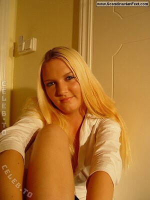 Scandinavian Feet Nude Leaked Photo #5685