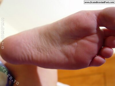 Scandinavian Feet Nude Leaked Photo #5826