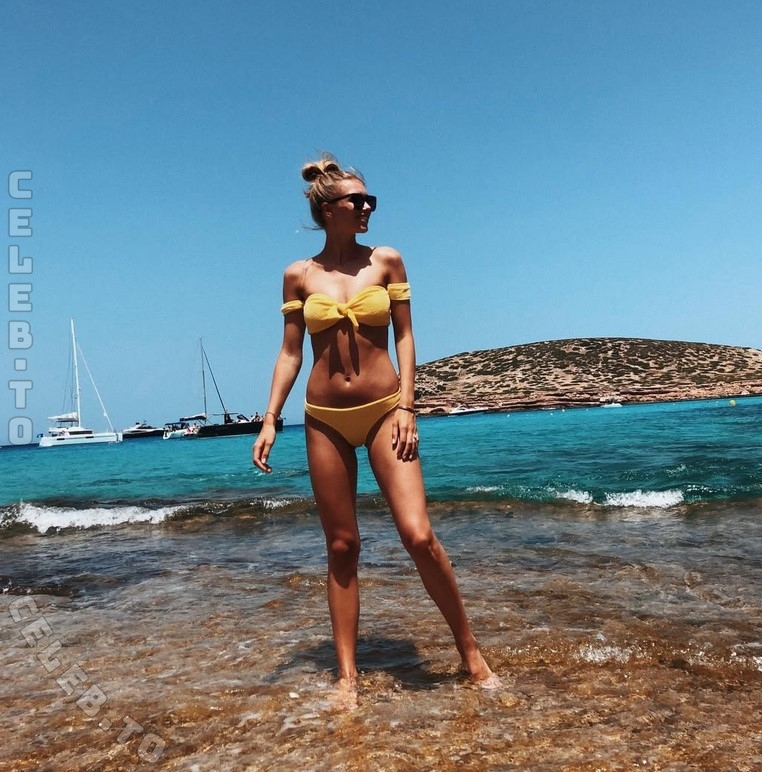 Scarlett Gartmann-Reus Nude Leaked Photos