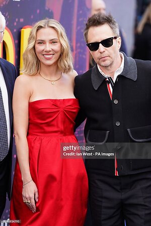 Scarlett Johansson leaked photo #19