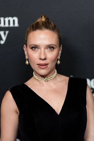 Scarlett Johansson leaked photo #103