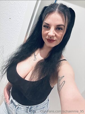 Schaennie_95 Nude Leaked Photo #3