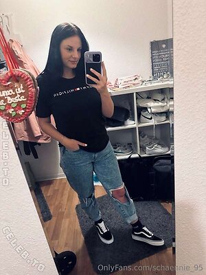 Schaennie_95 Nude Leaked Photo #8