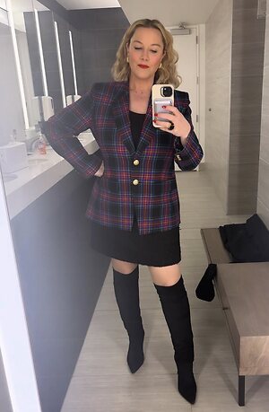 S.E. leaked photo #14