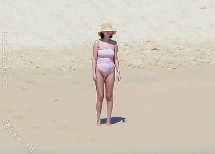 Selena Gomez Nude Leaked Photo #19